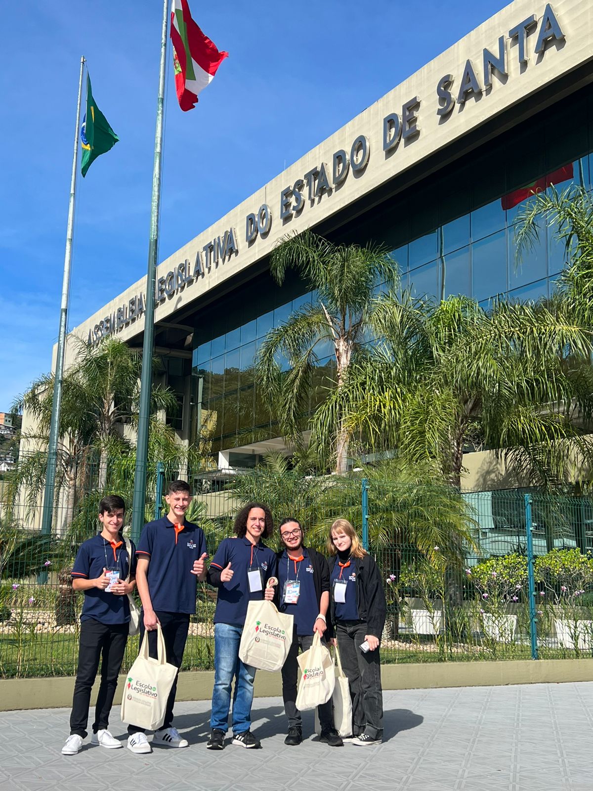 Alunos do Colégio Conexão, de Jaraguá do Sul, participam do Programa ...
