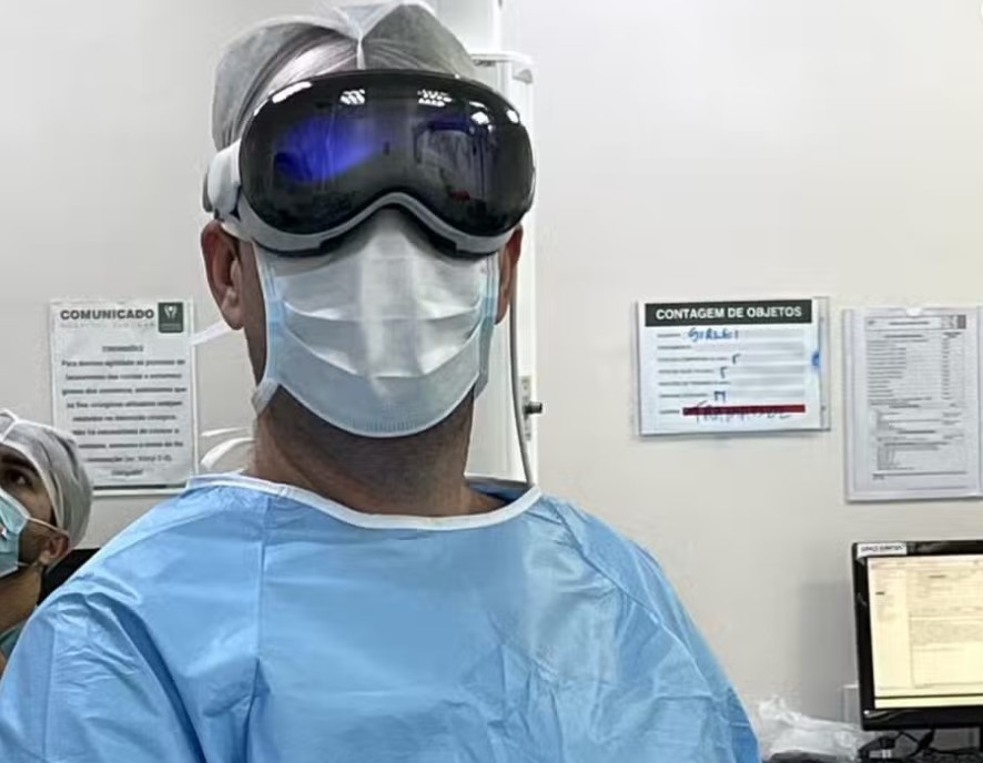 Médico jaraguaense faz cirurgia com dispositivo de realidade aumentada; veja vídeo incrível! - OCP News